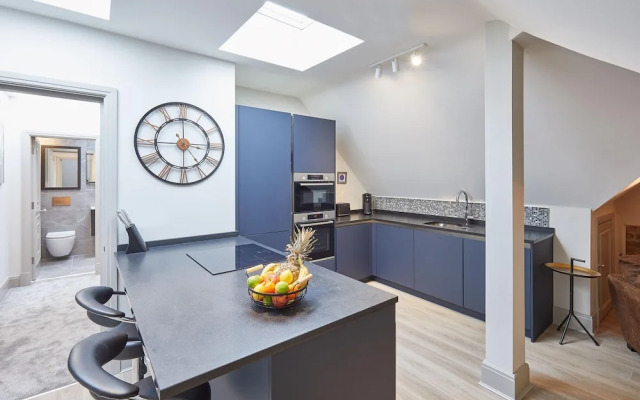 Host Stay 9 Highfield House