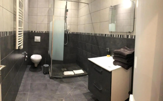 Appartement porte chartraine