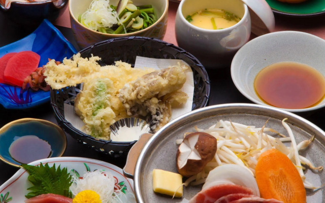 Gero Onsen Okudaya Happoen