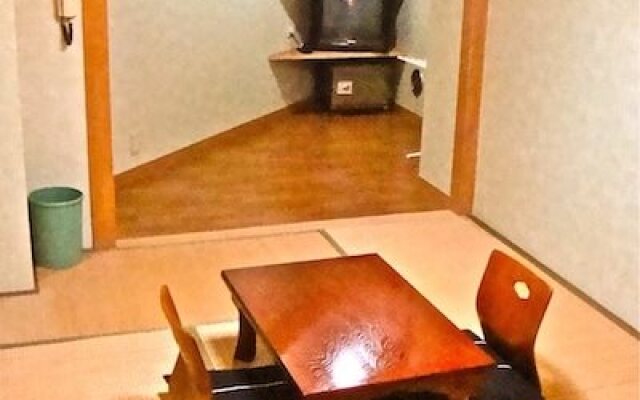 Hareya Hotel