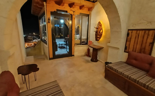 Apex Cave Hotel