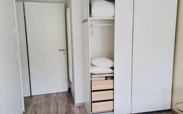 Luxury New Flat with Terrace & Parking