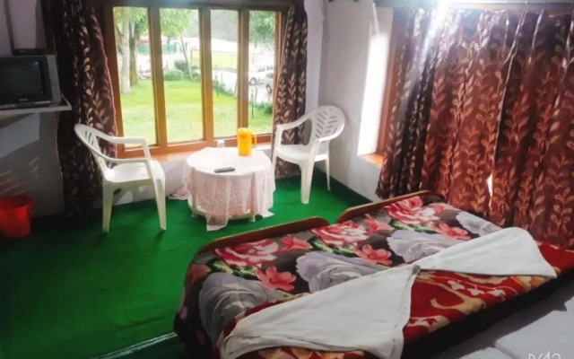 Zebrina Guest House