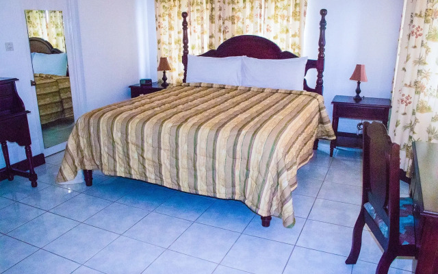 Pink Rock Bed & Breakfast
