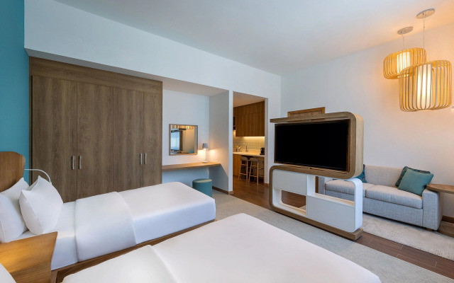 Element Al Mina, Dubai