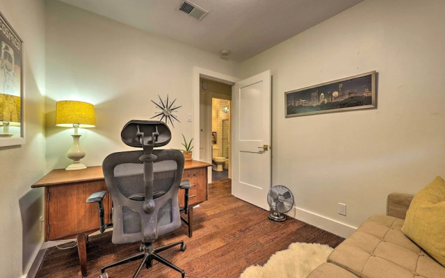 6 Mi to Dtwn Austin: Home w/ Screened Porch & Yard