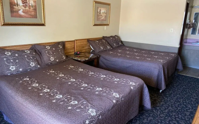 Blue Spruce Motel