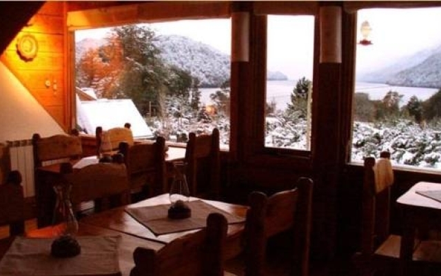 Casa del Lago Villa La Angostura