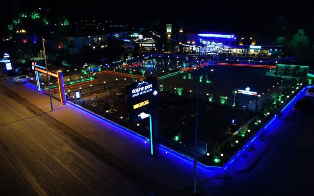 Dolphin Park Hotel