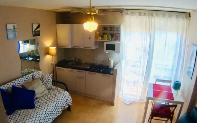 Sea Views Studio 712