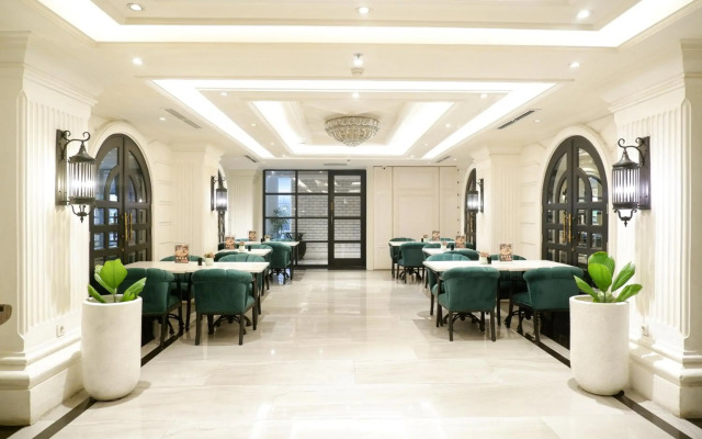 Le Polonia Hotel & Convention Medan