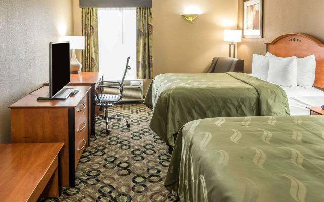 Quality Inn & Suites Columbus West - Hilliard