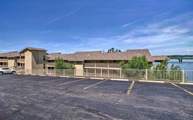 Lakefront Condo w/ Balcony in Osage Beach!