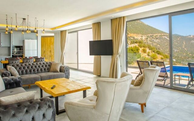 Villa Lamazi 2