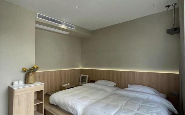 Shenzhen Maoxiang Hotel (Wutongshan Scenic Area)