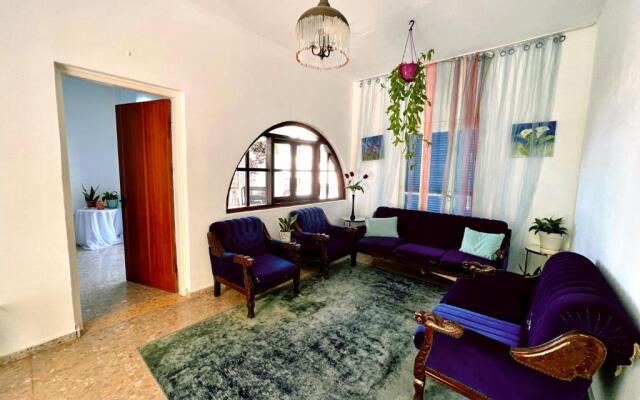 Sea View Spacious Private Villa in Lapta