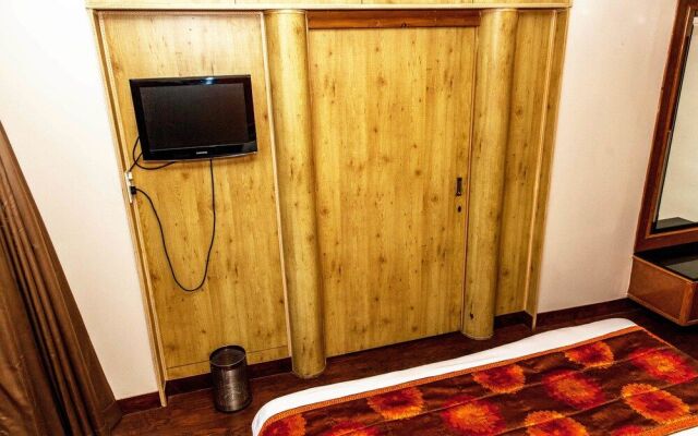 Hotel Subash International