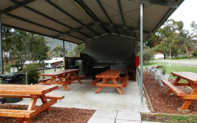 Breeze Holiday Parks - Halls Gap