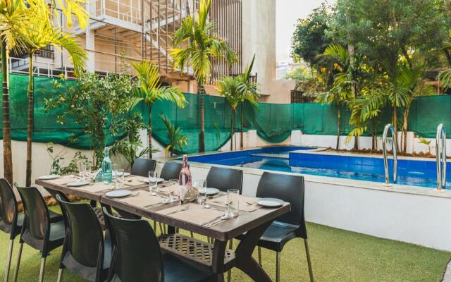 Derive Hotel by Amor
