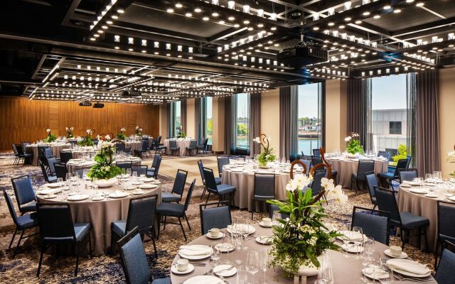 Hampton Inn Boston Seaport District