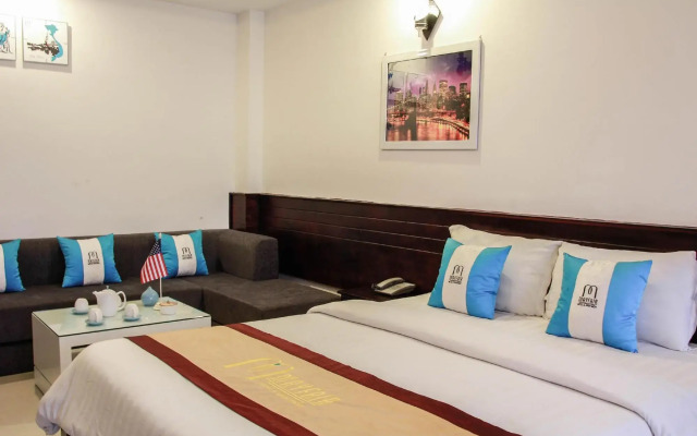 Mayfair Da Nang Hotel