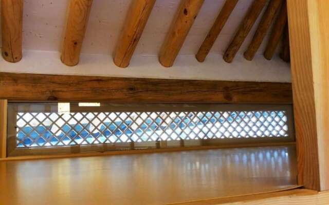 Jeonju Yeonwoodang Hanok Pension