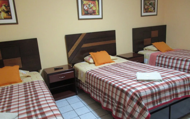 Kurmi House Lima Airport