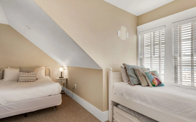 Pelican Point at Destin Pointe