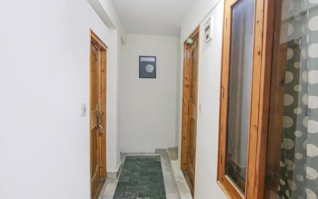 Fabhotel Pushpak