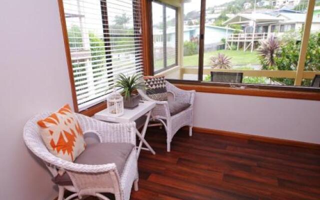 Breakaway, 11 Scott Street