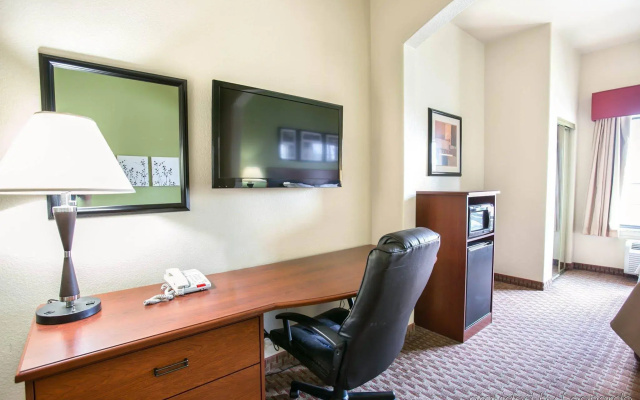 Best Western Sea World/Lackland AFB NW Hotel & Suites