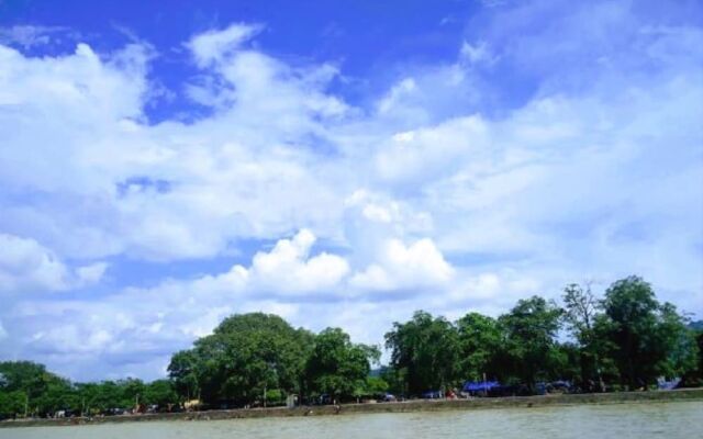 Anand Niketan By Bonjour - On The Ganges