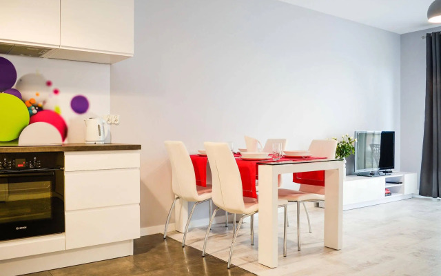 Bently Apartments - Four Oceans Seaside