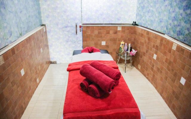 Tulip Inn Olaya House