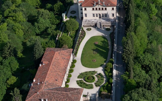 Palazzina di Villa Valmarana