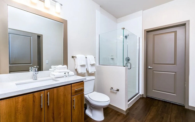 Kasa Tempe Apache District Apartments