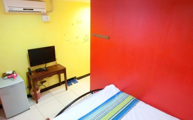 Fengjia Bichon Homestay