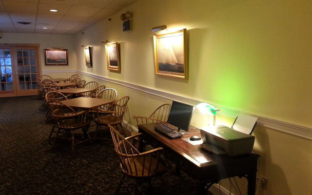 Boothbay Harbor Inn