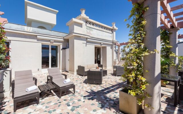 Sea View Terrace Penthouse Prestige by Nestor&Jeeves