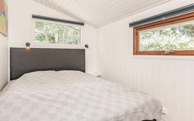 6 Person Holiday Home in Dannemare