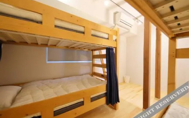 Raku Hostel Osaka