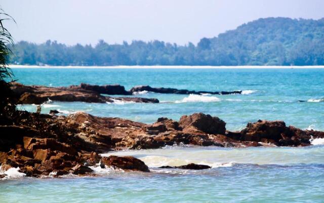 CoTo Starlight Boutique Hotel