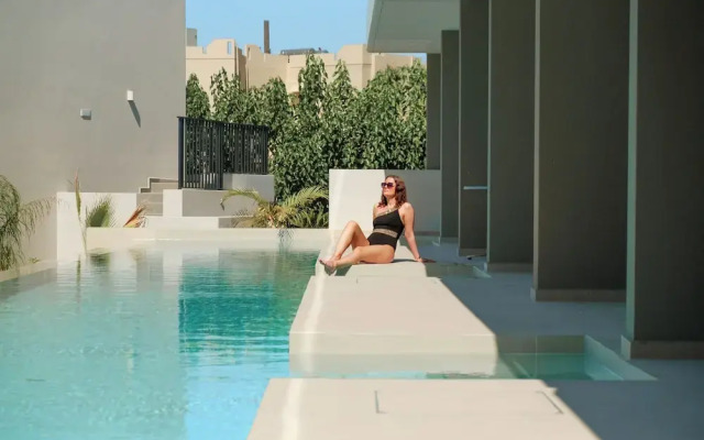 Phos Hotel Adults Only
