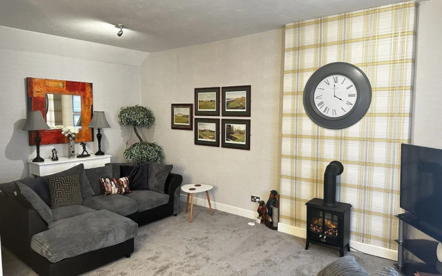 The Sandgate New Immaculate 1-bed Apartment in Ayr