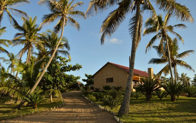 Salt Dune Lodge
