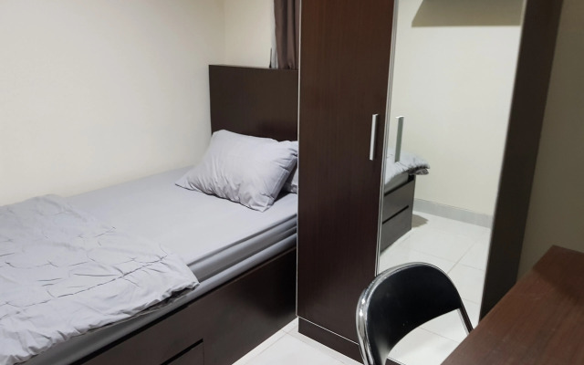 Aloha Guest House - 1 Male Only by ZUZU