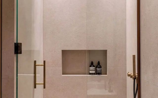 Luxury Flat- Ac-1br/4p- Madeleine/saint Honore