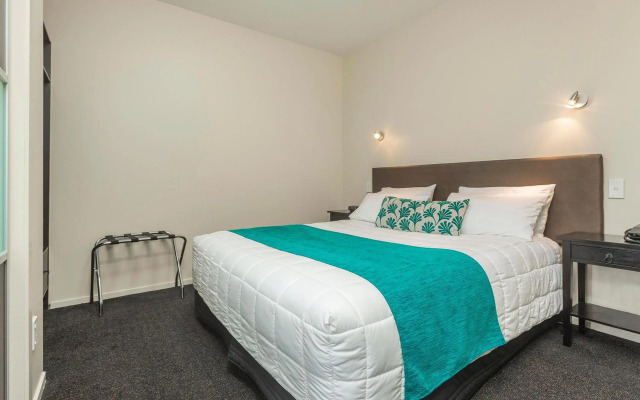 540 on Great South Motel