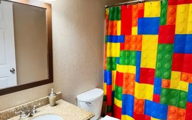 BlockHaven near Legoland & Disney