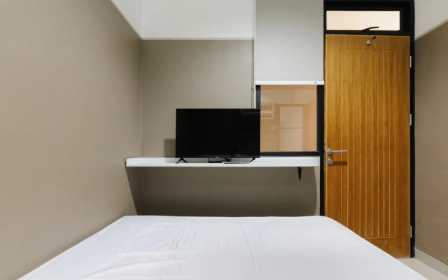 Urbanview Syariah Kost D33 Hutan Kota Srengseng – Guest Rooms – Jakarta